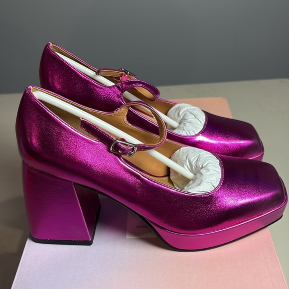 LisaVicky Notice-V Raspberry Metallic Platform Heels - Picture 3 of 6